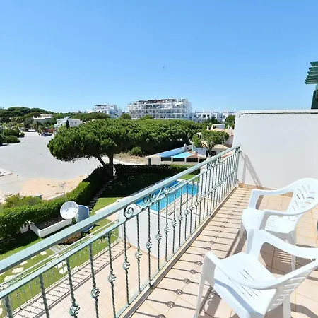 Townhouse Next To Falésia Hébergement de vacances